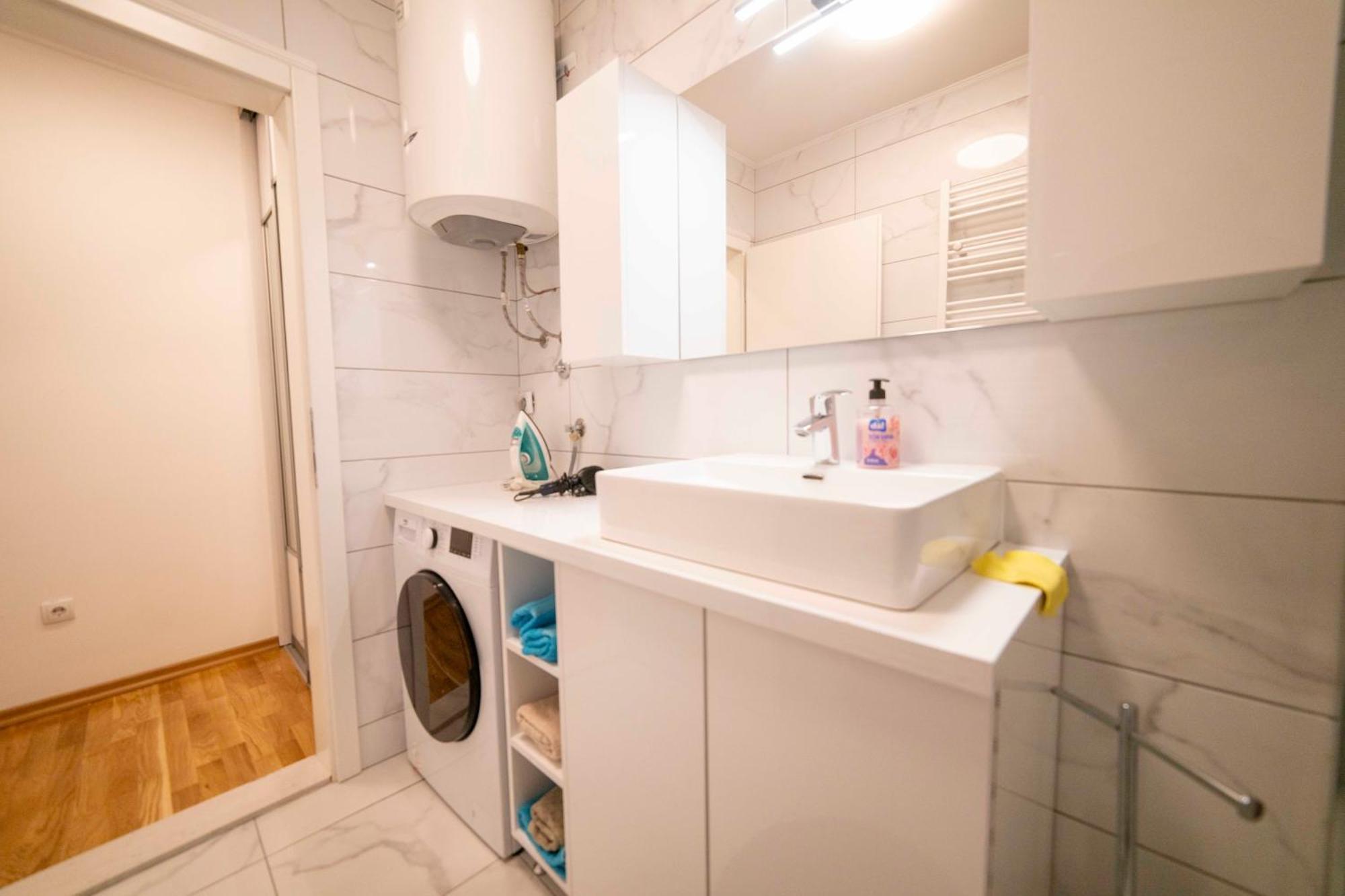 Apartment 5 Star Lukavica 외부 사진
