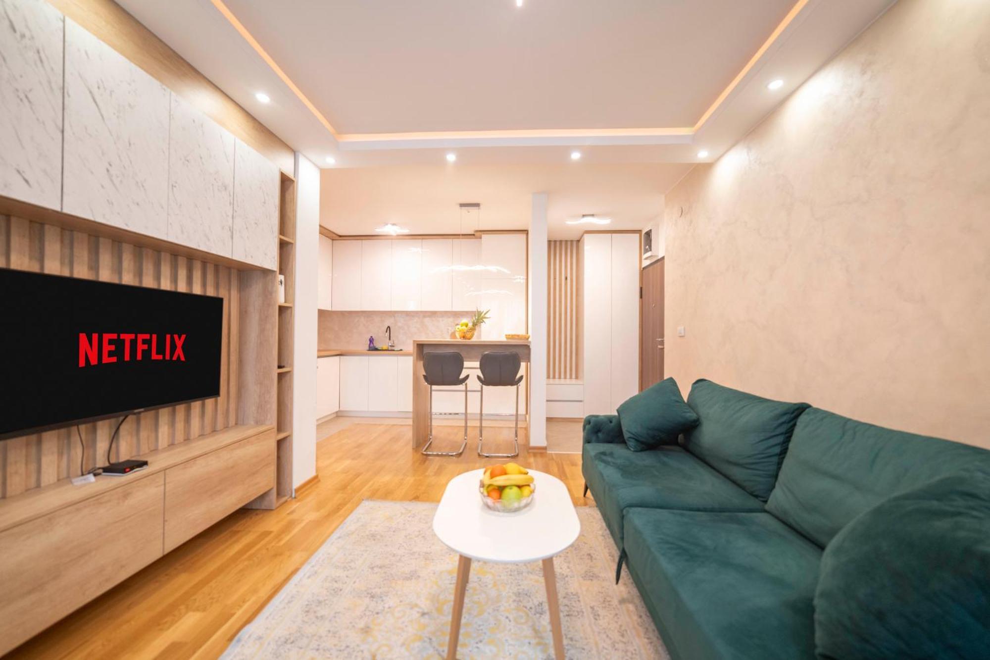 Apartment 5 Star Lukavica 외부 사진