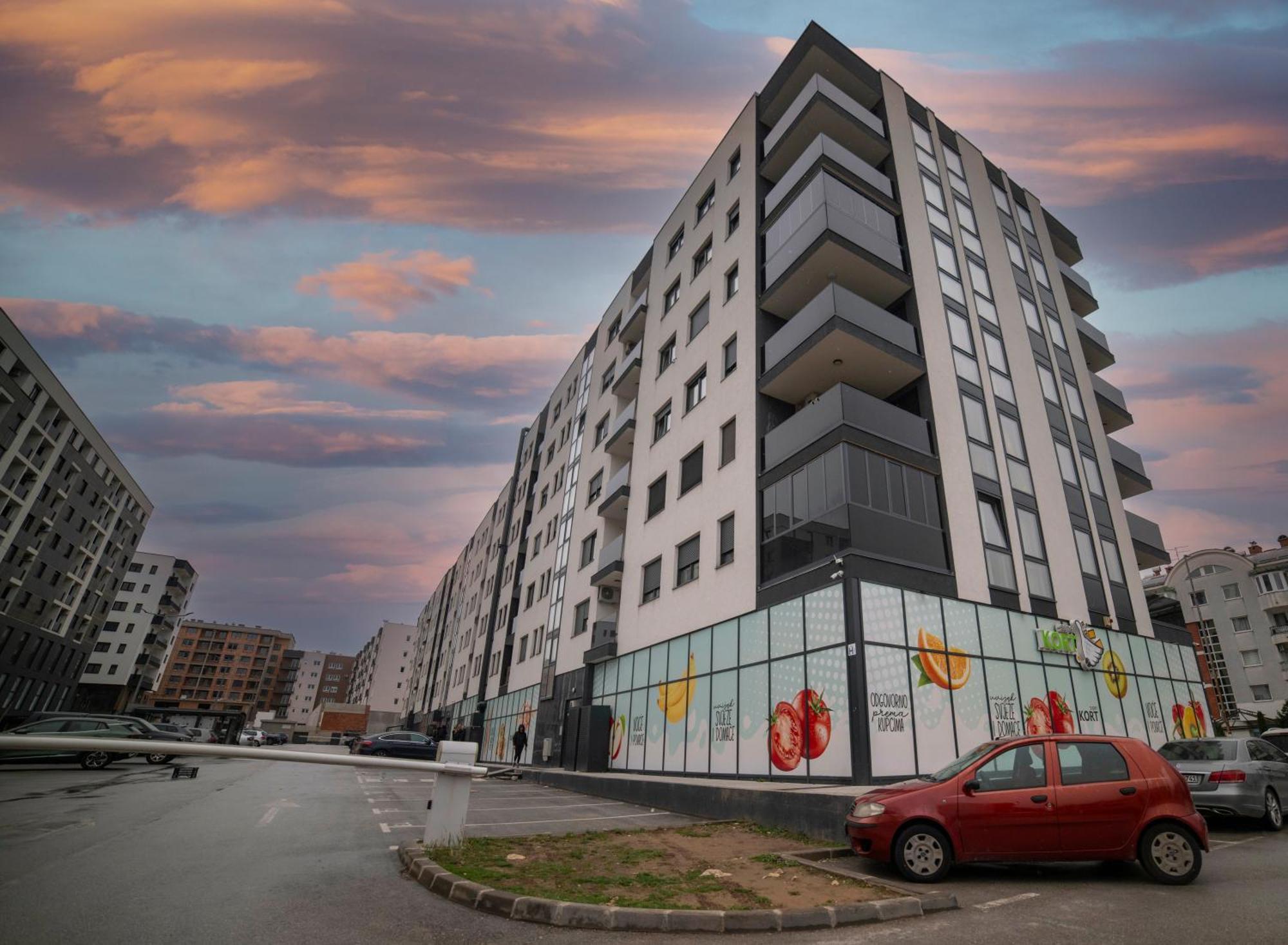 Apartment 5 Star Lukavica 외부 사진