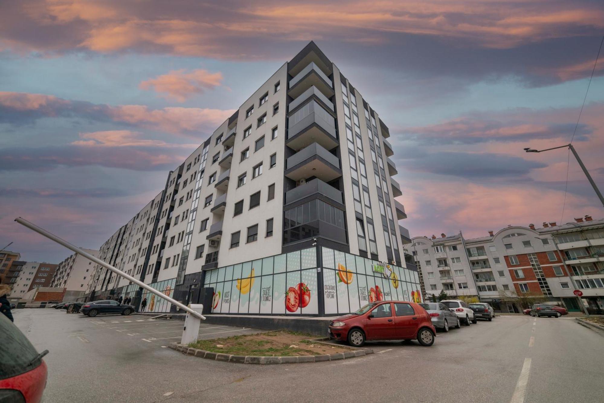 Apartment 5 Star Lukavica 외부 사진