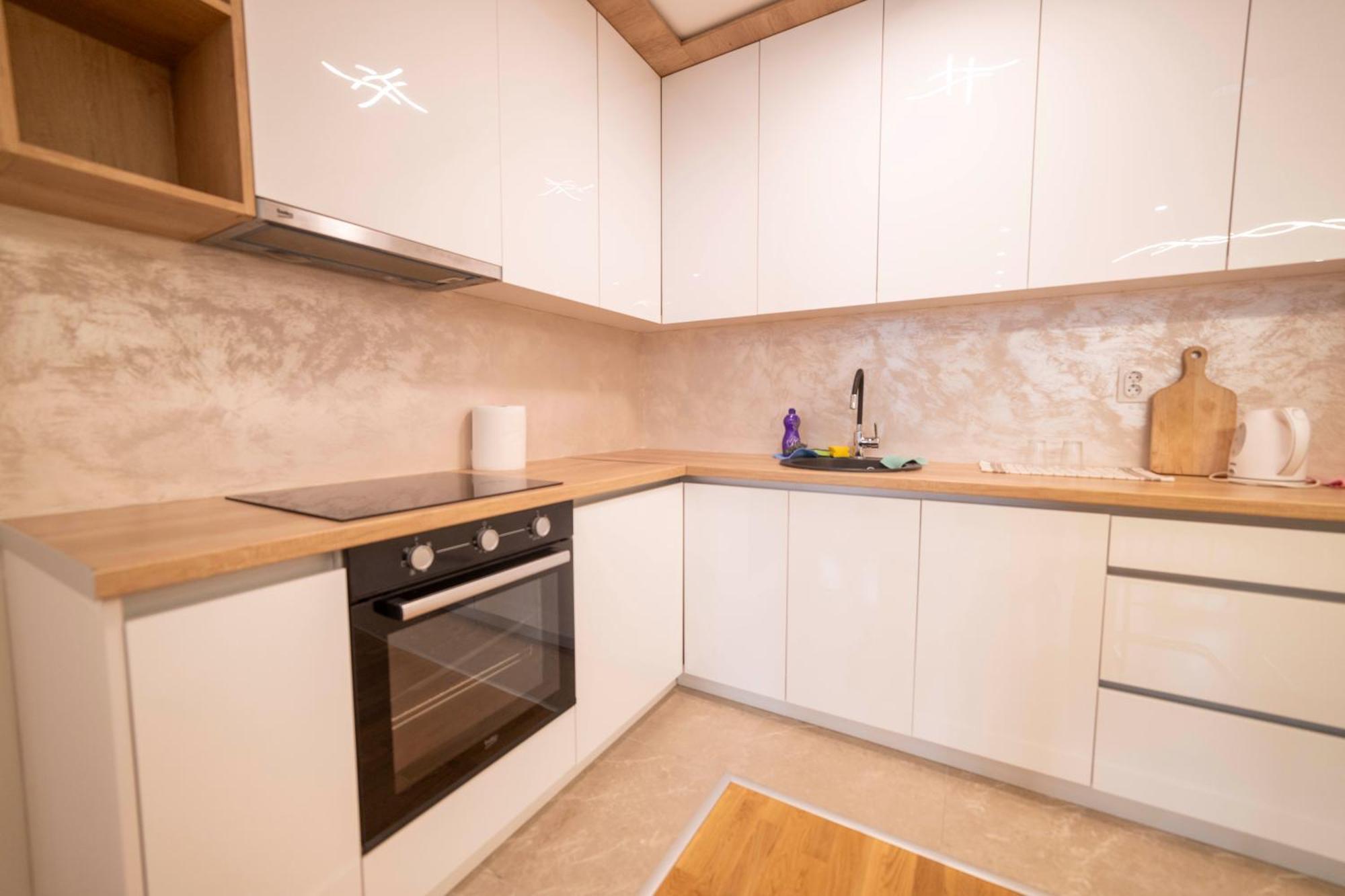 Apartment 5 Star Lukavica 외부 사진