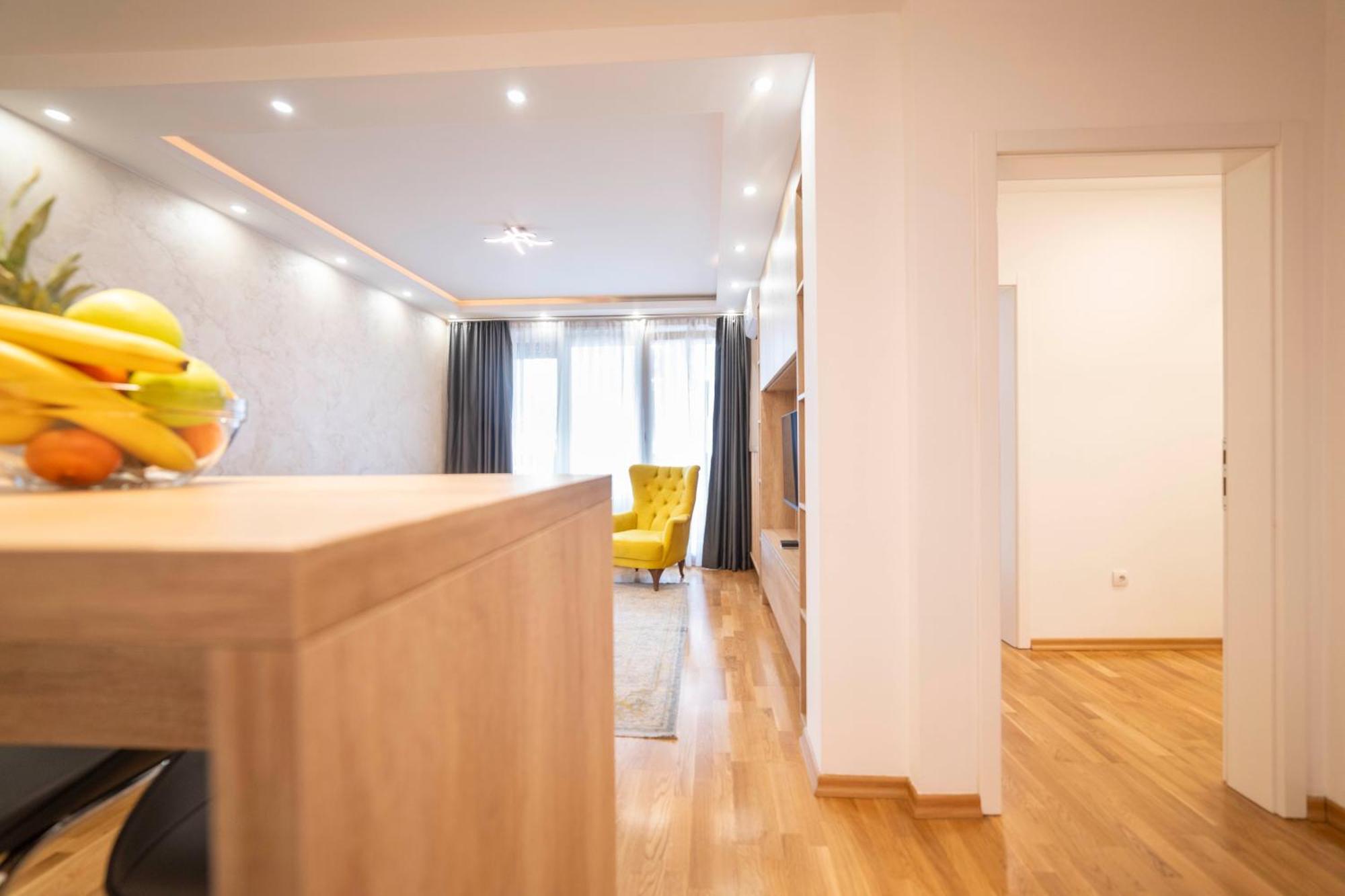 Apartment 5 Star Lukavica 외부 사진